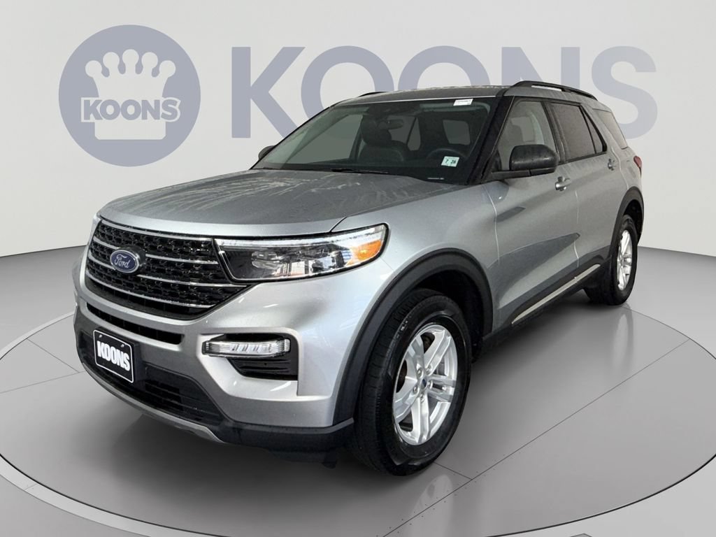 Used 2023 Ford Explorer XLT w/ Equipment Group 202A AWD/4WD image 1