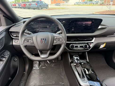New 2026 Buick Envista Sport Touring w/ Convenience II Package FWD image 24