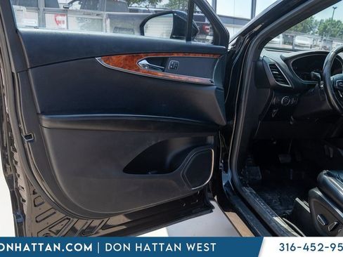 Used 2018 Lincoln MKX Reserve w/ Lincoln MKX Climate Package FWD image 8