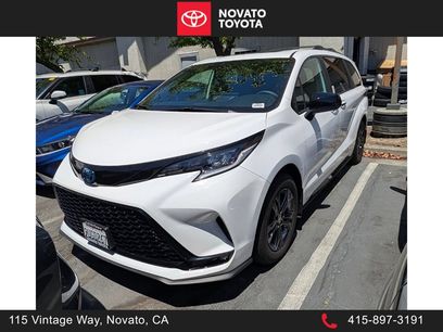 Used 2025 Toyota Sienna XSE w/ XSE Plus Package
