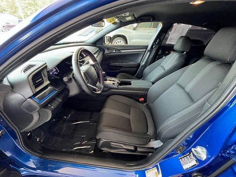 Used 2018 Honda Civic Sport image 14