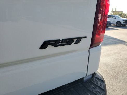 Used 2023 Chevrolet Silverado 1500 RST w/ Redline Edition image 8