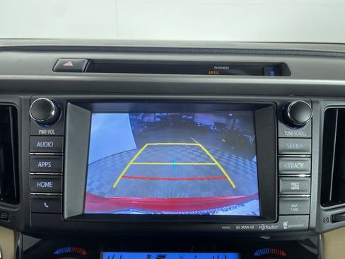 Used 2016 Toyota RAV4 Limited image 23