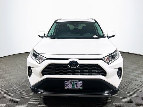 Used 2020 Toyota RAV4 Limited AWD/4WD image 3