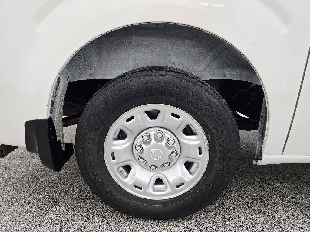 Used 2017 Nissan NV 2500 SV w/ Technology Package RWD image 25
