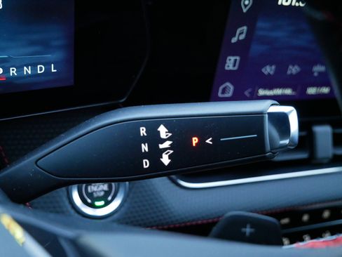 Certified 2025 Chevrolet Equinox RS w/ Safety and Technology Package image 26