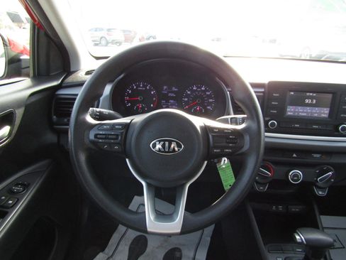 Used 2018 Kia Rio S image 10