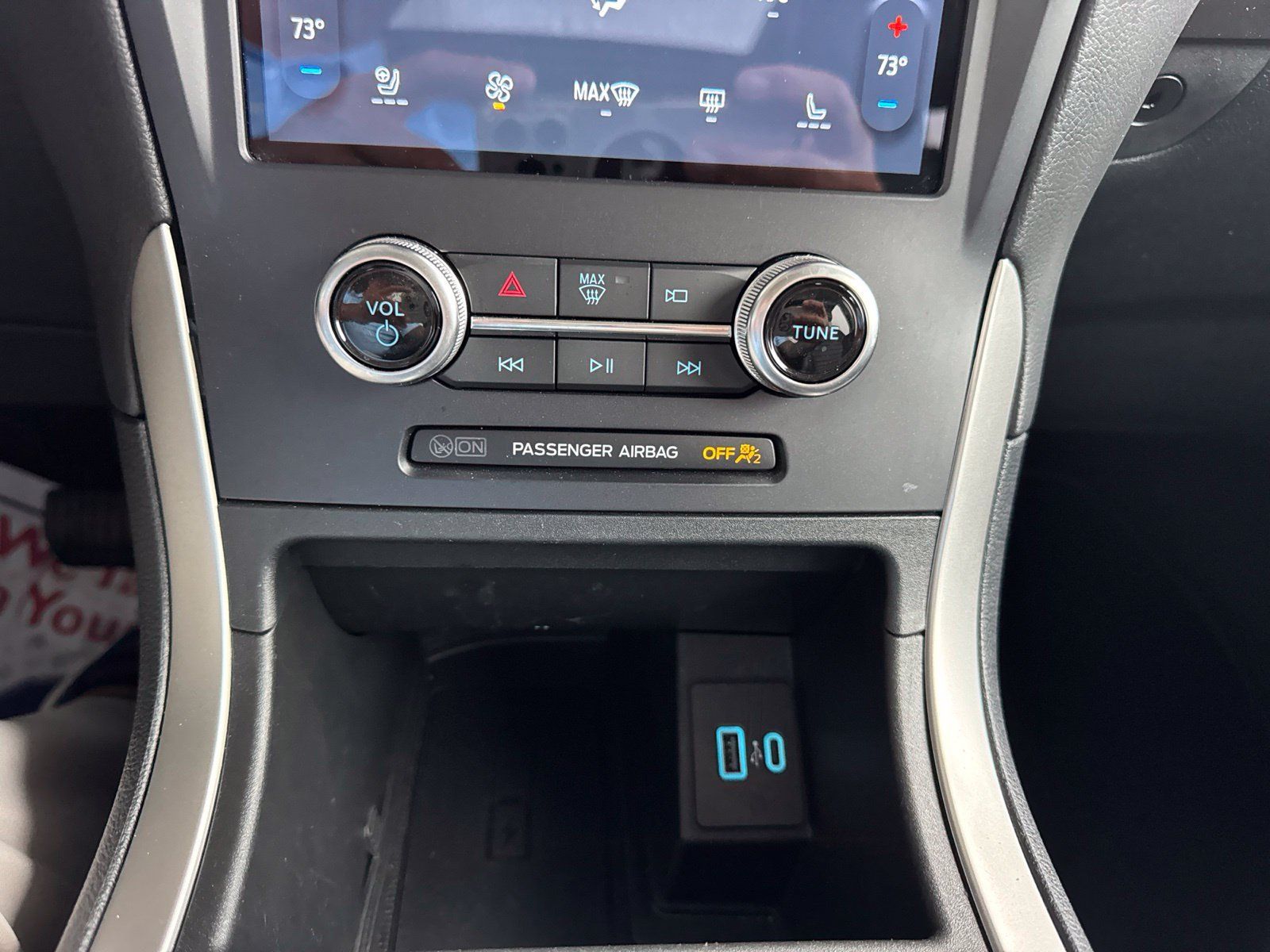 Certified 2024 Ford Edge SEL w/ Convenience Package AWD/4WD image 35