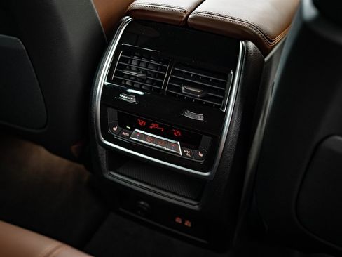 New 2026 BMW X5 xDrive40i w/ Climate Comfort Package image 37