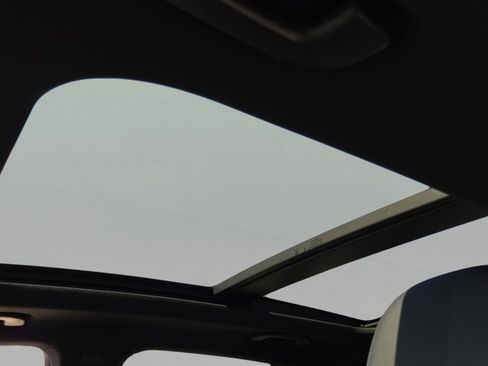 New 2026 Mercedes-Benz GLC 300 image 39