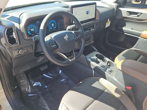 New 2025 Ford Bronco Sport Outer Banks image 8