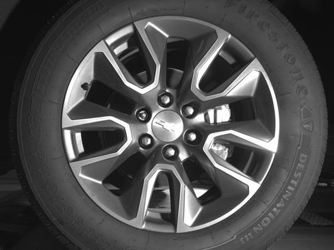 Used 2023 Chevrolet Silverado 1500 LT w/ Protection Package AWD/4WD image 18