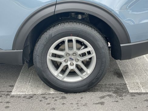 New 2026 Ford Explorer Active image 10