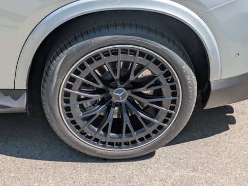 New 2025 Mercedes-Benz GLC 43 AMG 4MATIC Coupe image 16