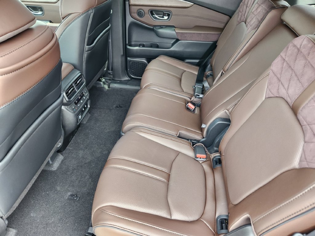New 2026 Honda Pilot Elite image 11