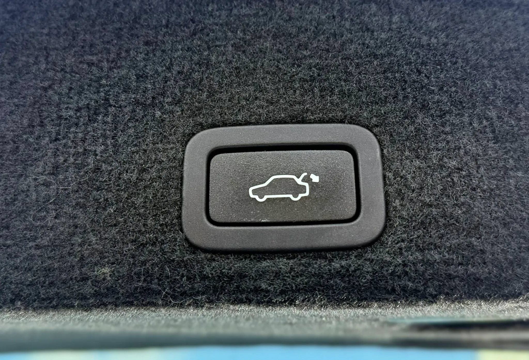 Used 2014 Volvo XC60 T6 AWD/4WD image 44