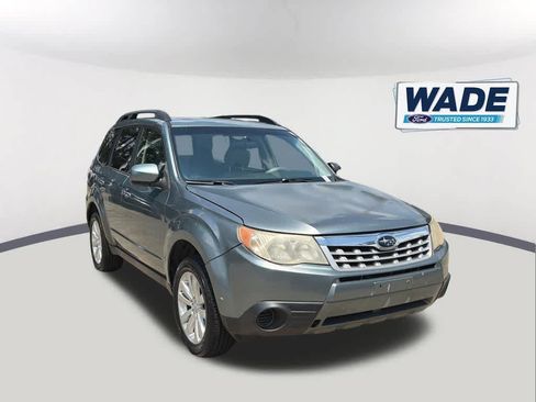 Used 2012 Subaru Forester 2.5X Premium w/ All-Weather Pkg AWD/4WD image 3