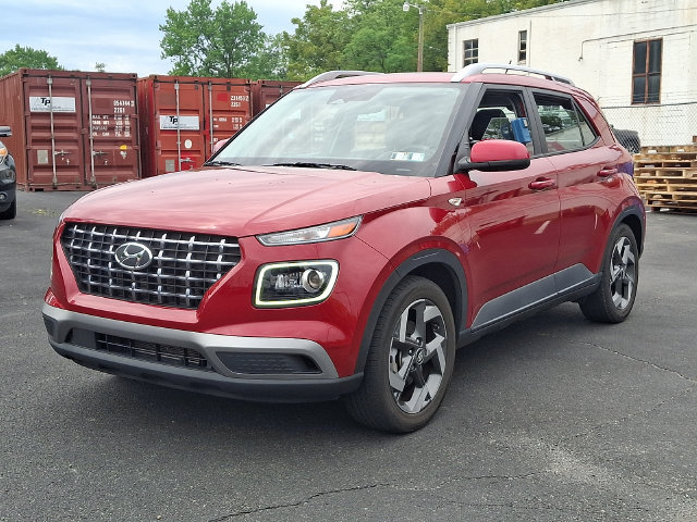 Used 2023 Hyundai Venue Limited FWD image 6