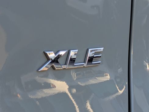 Used 2023 Toyota RAV4 XLE image 17