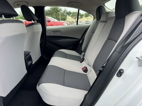 Used 2025 Toyota Corolla XLE image 26