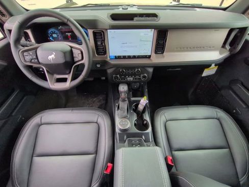 New 2026 Ford Bronco Outer Banks AWD/4WD image 14