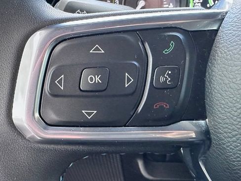 Used 2024 Jeep Wrangler High Altitude AWD/4WD image 19