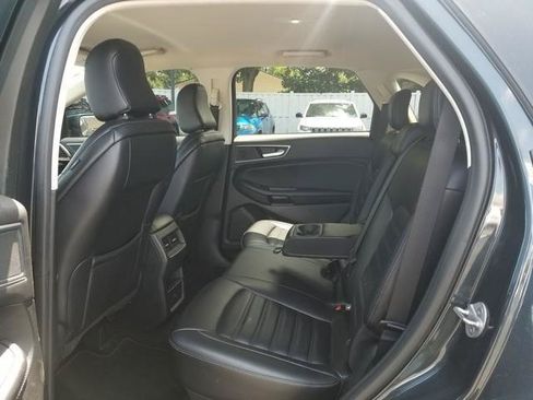 Used 2024 Ford Edge SEL AWD/4WD image 15