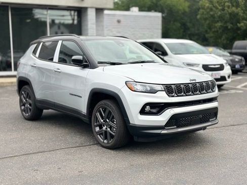 New 2025 Jeep Compass Limited w/ Sun & Sound Group AWD/4WD image 8