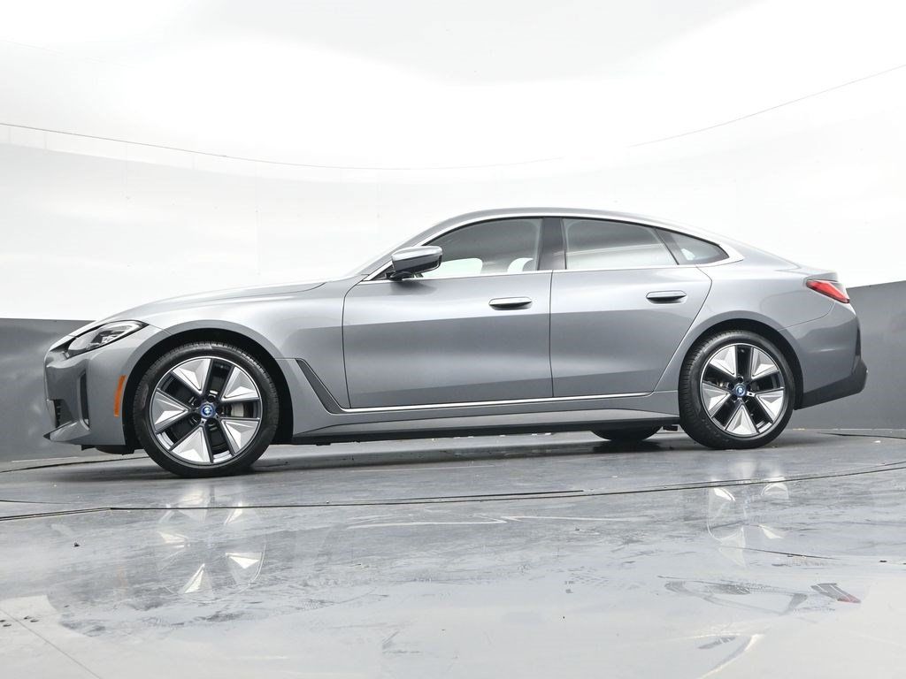 Used 2024 BMW i4 eDrive35 w/ Premium Package RWD image 34