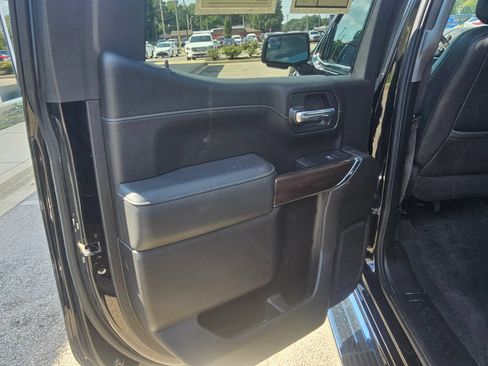 Used 2021 GMC Sierra 1500 SLT w/ SLT Premium Package AWD/4WD image 14