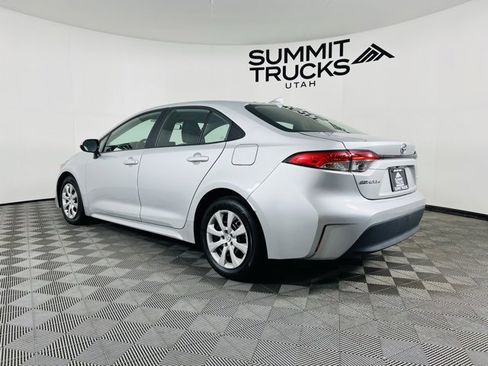 Used 2024 Toyota Corolla LE image 3