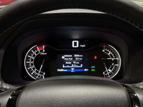 Used 2016 Honda Pilot Touring image 13