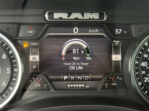 Used 2023 RAM 1500 Laramie AWD/4WD image 39