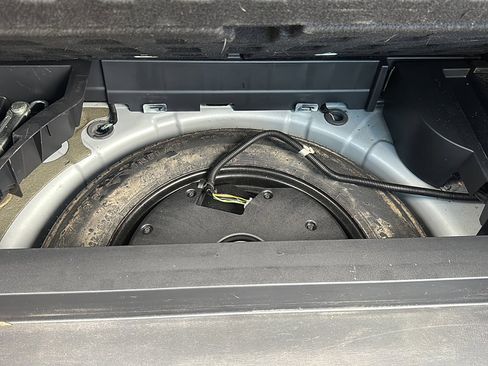 Used 2011 Nissan Rogue SV w/ SL Pkg image 21