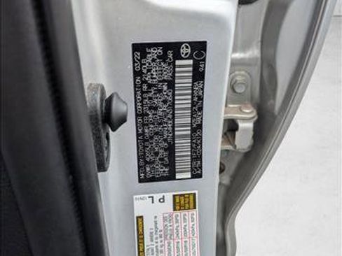 Used 2022 Toyota Corolla SE image 18