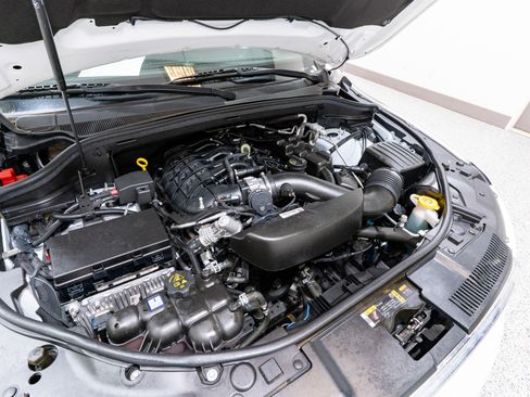 Used 2023 Dodge Durango SXT image 30