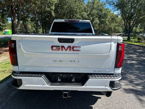 Used 2025 GMC Sierra 3500 Denali w/ Denali Reserve Package AWD/4WD image 7