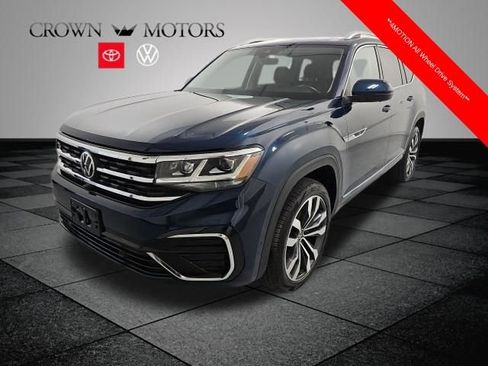 Used 2023 Volkswagen Atlas SEL Premium image 3