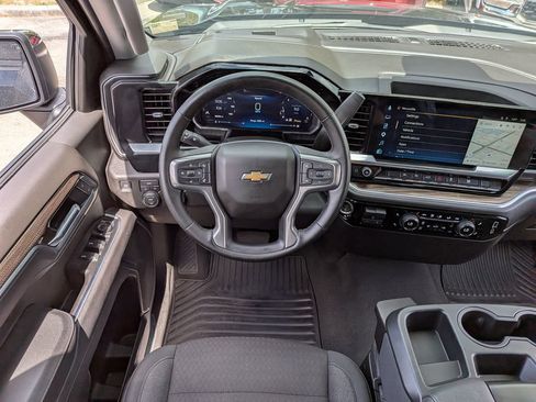 Used 2026 Chevrolet Silverado 1500 LT AWD/4WD image 16