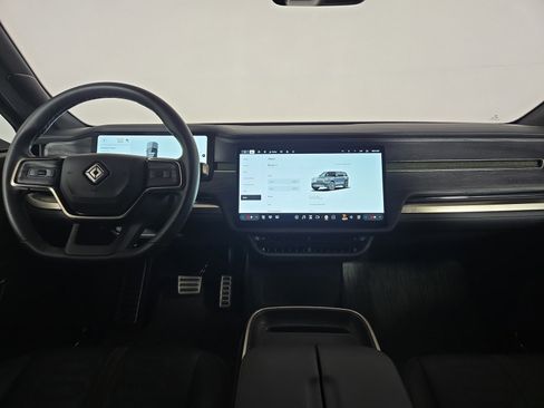 Used 2024 Rivian R1S Adventure AWD/4WD image 27