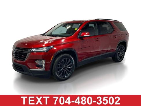 Used 2023 Chevrolet Traverse RS AWD/4WD image 1
