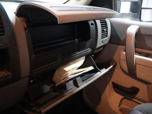 Used 2010 Chevrolet Silverado 2500 W/T image 25