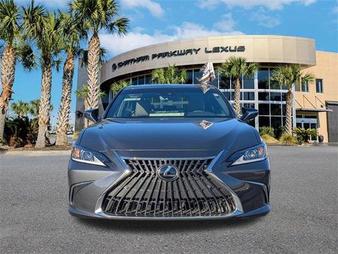 Certified 2025 Lexus ES 300h w/ Premium Package image 7