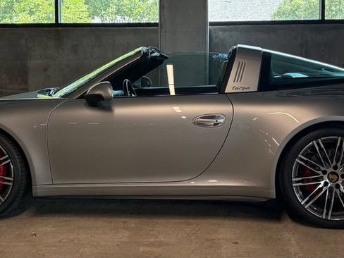 Used 2015 Porsche 911 Targa 4S AWD/4WD image 2