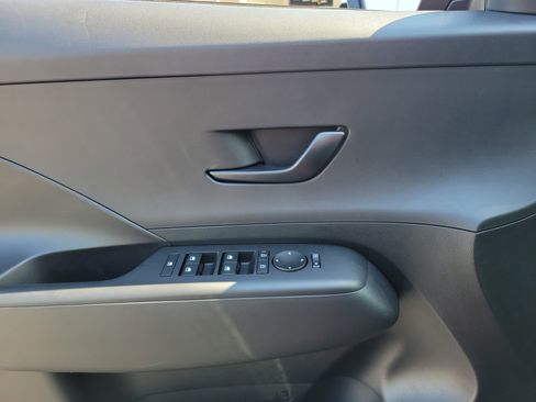 New 2026 Hyundai Kona SEL Sport AWD/4WD image 17