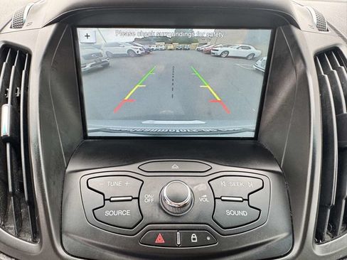 Used 2016 Ford Escape SE w/ SE Leather Comfort Package AWD/4WD image 44