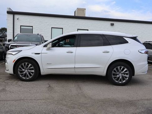 Used 2024 Buick Enclave Avenir w/ Avenir Technology Package AWD/4WD image 4