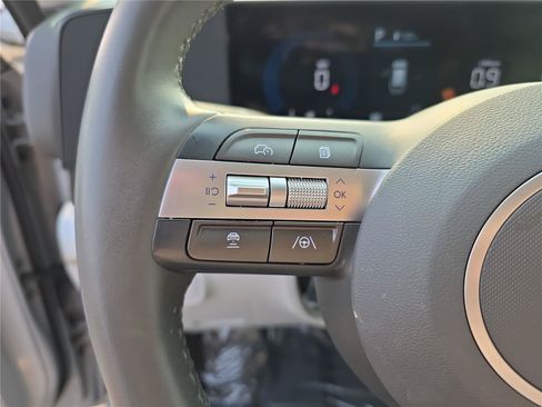 Used 2026 Hyundai Kona SEL Sport FWD image 22