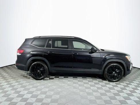 Used 2024 Volkswagen Atlas SE w/ Black Wheel Package AWD/4WD image 9