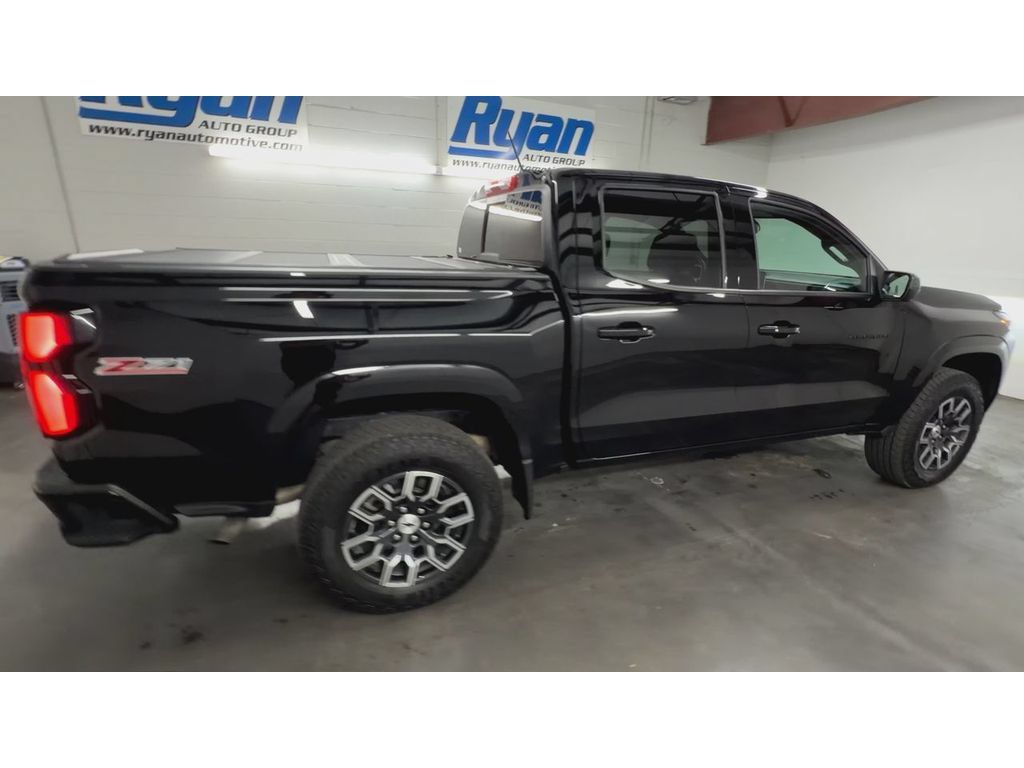 Certified 2026 Chevrolet Colorado Z71 w/ Technology Package AWD/4WD image 9